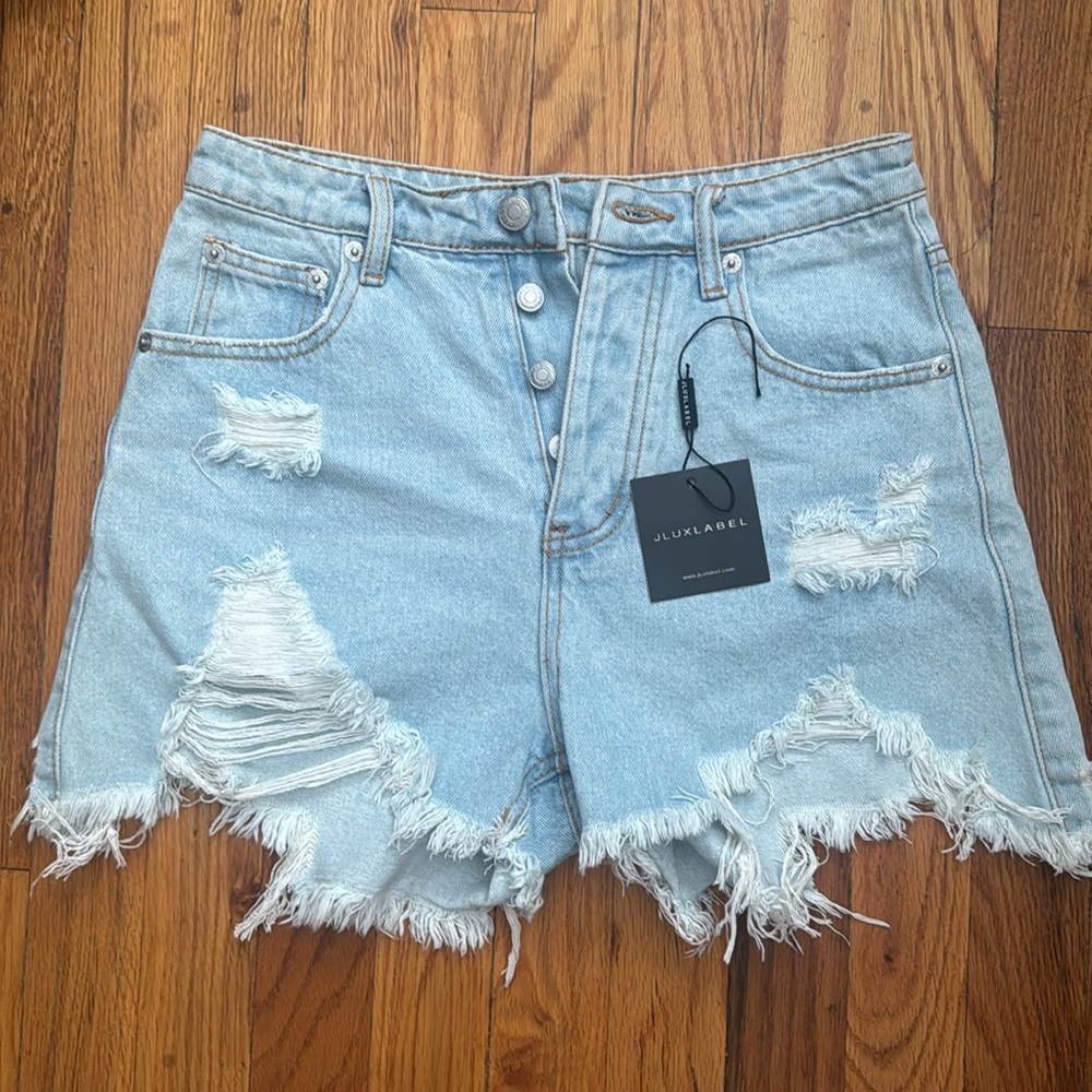 JLUX label Jean shorts